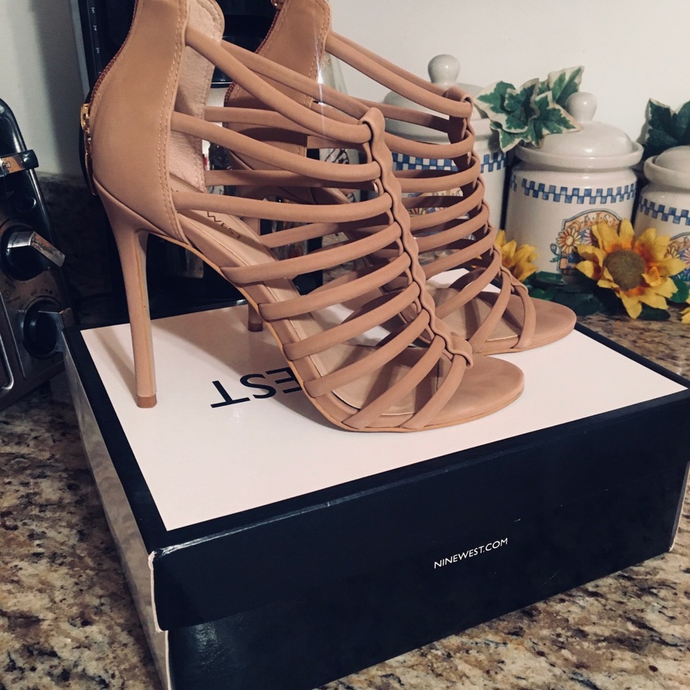 🥳🥳SOLD🥳🥳 - Picture 2 of 7